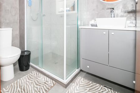 Apartamento à venda com 78m², 3 quartos e 2 vagas Apartamento à venda com 78m², 3 quartos e 2 vagasBanheiro da Suíte
