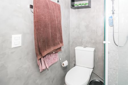 Apartamento à venda com 78m², 3 quartos e 2 vagas Apartamento à venda com 78m², 3 quartos e 2 vagasBanheiro da Suíte