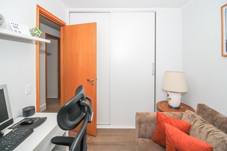 Apartamento à venda com 78m², 3 quartos e 2 vagas Apartamento à venda com 78m², 3 quartos e 2 vagasQuarto 2