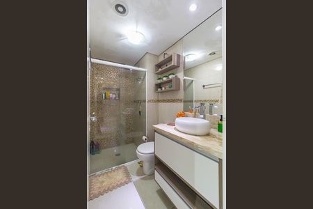 Apartamento à venda com 88m², 2 quartos e 1 vaga Apartamento à venda com 88m², 2 quartos e 1 vagaBanheiro - Social