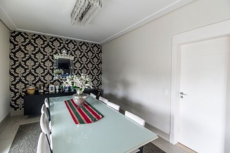 Sala  de casa de condomínio à venda com 2 quartos, 420m² em Colinas da Anhanguera, Santana de Parnaíba