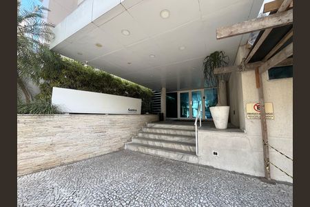 Apartamento para alugar com 130m², 2 quartos e 1 vagaFachada