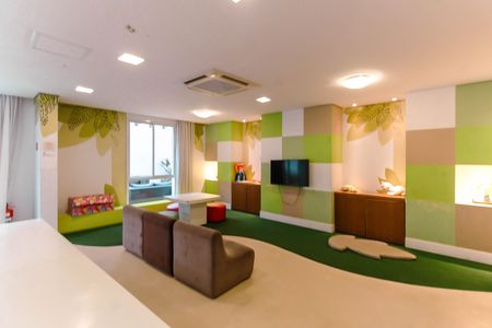 Apartamento à venda com 174m², 3 quartos e 3 vagas Apartamento à venda com 174m², 3 quartos e 3 vagasBrinquedoteca