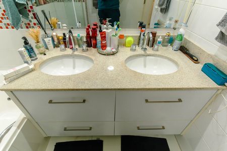 Apartamento à venda com 174m², 3 quartos e 3 vagas Apartamento à venda com 174m², 3 quartos e 3 vagasBanheiro da Suíte 3