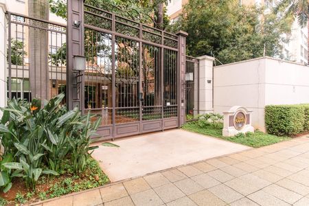 Apartamento à venda com 174m², 3 quartos e 3 vagas Apartamento à venda com 174m², 3 quartos e 3 vagasFachada