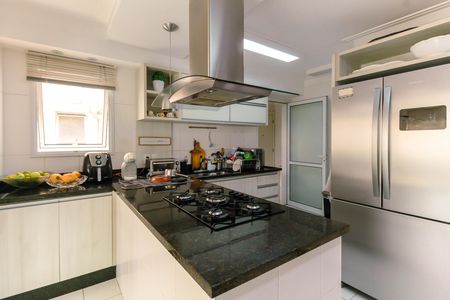 Apartamento à venda com 174m², 3 quartos e 3 vagas Apartamento à venda com 174m², 3 quartos e 3 vagasCozinha