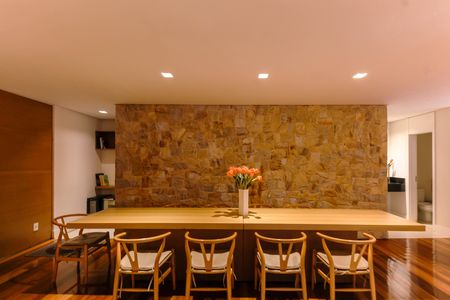 Apartamento à venda com 174m², 3 quartos e 3 vagas Apartamento à venda com 174m², 3 quartos e 3 vagasÁrea comum - Salão de festas