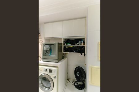 Apartamento à venda com 174m², 3 quartos e 3 vagas Apartamento à venda com 174m², 3 quartos e 3 vagasÁrea de Serviço