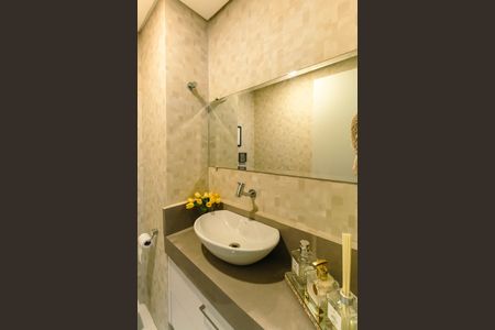 Apartamento à venda com 174m², 3 quartos e 3 vagas Apartamento à venda com 174m², 3 quartos e 3 vagasLavabo