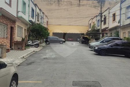 Casa à venda com 110m², 3 quartos e 2 vagas