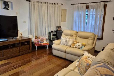 Casa à venda com 5 quartos, 323m² em Vila Albertina, São Paulo