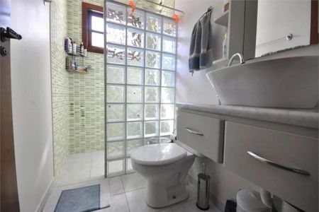 Casa à venda com 5 quartos, 323m² em Vila Albertina, São Paulo