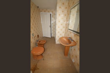 Casa para alugar com 173m², 3 quartos e 5 vagasBanheiro