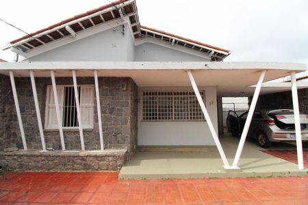 Casa para alugar com 173m², 3 quartos e 5 vagasGaragem