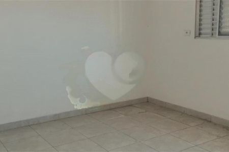 Casa à venda com 231m², 4 quartos e sem vaga