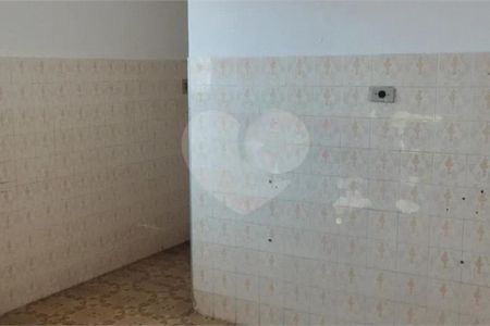 Casa à venda com 231m², 4 quartos e sem vaga