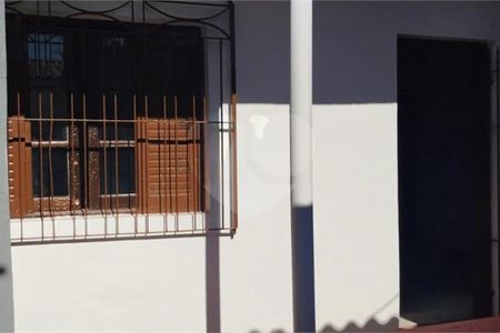 Casa à venda com 231m², 4 quartos e sem vaga