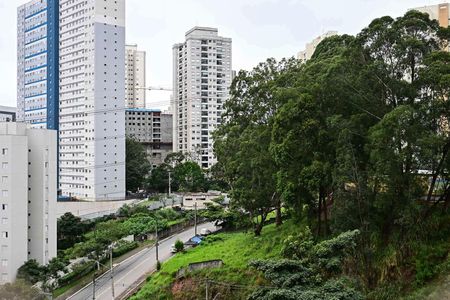 Apartamento à venda com 82m², 2 quartos e 2 vagasVista da Suíte 