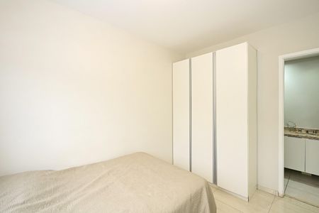 Apartamento à venda com 82m², 2 quartos e 2 vagasSuíte 2