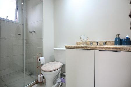 Apartamento à venda com 82m², 2 quartos e 2 vagasBanheiro Suíte 2