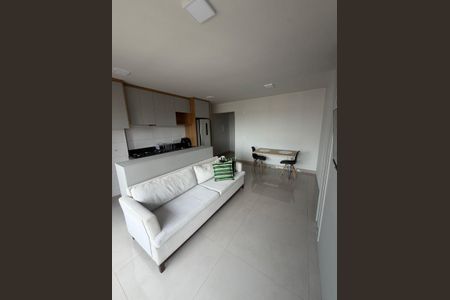 Sala de apartamento para alugar com 1 quarto, 47m² em Setor Bueno, Goiânia