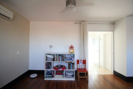 Casa para alugar com 210m², 4 quartos e 3 vagasSuite 2