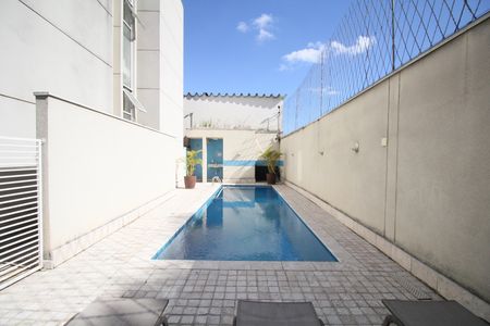 Casa para alugar com 210m², 4 quartos e 3 vagasÁrea comum - Piscina