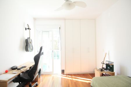 Casa para alugar com 210m², 4 quartos e 3 vagasQuarto 1