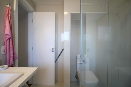 Casa para alugar com 210m², 4 quartos e 3 vagasBanheiro da Suíte 1