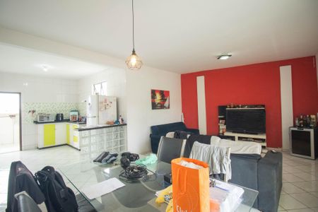 Sala de casa para alugar com 2 quartos, 130m² em Gradim, São Gonçalo