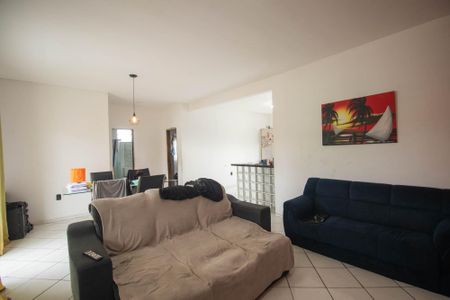 Sala de casa para alugar com 2 quartos, 130m² em Gradim, São Gonçalo