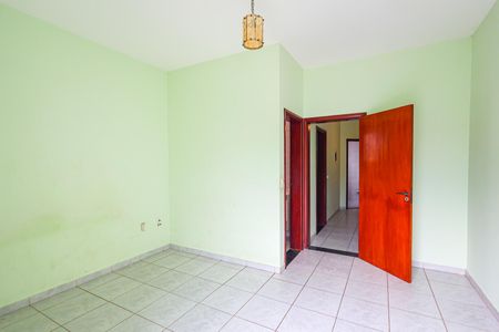 Casa de condomínio para alugar com 132m², 4 quartos e 2 vagas Casa de condomínio para alugar com 132m², 4 quartos e 2 vagasSuíte