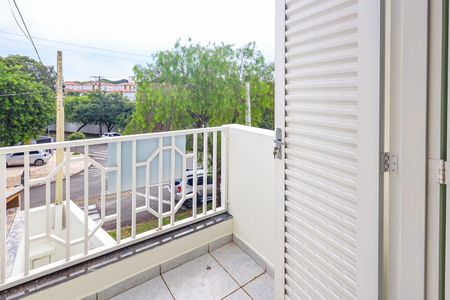 Casa de condomínio para alugar com 132m², 4 quartos e 2 vagas Casa de condomínio para alugar com 132m², 4 quartos e 2 vagasSuíte sacada