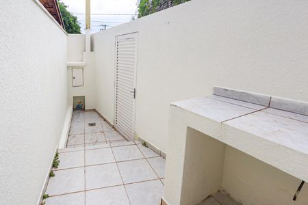 Casa de condomínio para alugar com 132m², 4 quartos e 2 vagas Casa de condomínio para alugar com 132m², 4 quartos e 2 vagasÁrea de Serviço