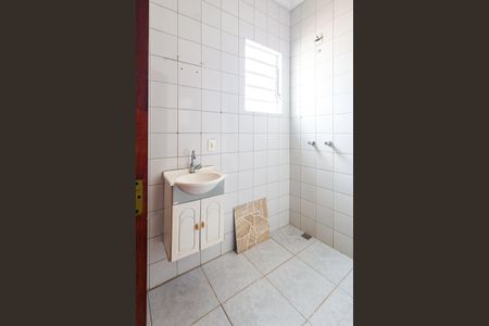 Casa de condomínio para alugar com 132m², 4 quartos e 2 vagas Casa de condomínio para alugar com 132m², 4 quartos e 2 vagasBanheiro