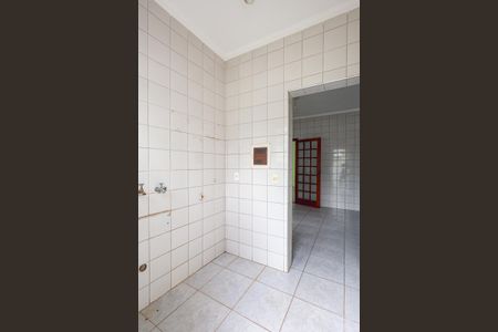 Casa de condomínio para alugar com 132m², 4 quartos e 2 vagas Casa de condomínio para alugar com 132m², 4 quartos e 2 vagasLavanderia