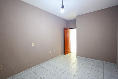 Casa de condomínio para alugar com 132m², 4 quartos e 2 vagas Casa de condomínio para alugar com 132m², 4 quartos e 2 vagasQuarto 1