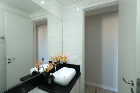 Apartamento à venda com 46m², 2 quartos e 1 vaga Apartamento à venda com 46m², 2 quartos e 1 vagaBanheiro