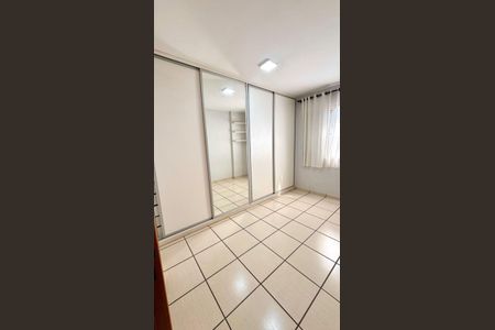 Apartamento para alugar com 80m², 3 quartos e 1 vaga Apartamento para alugar com 80m², 3 quartos e 1 vagaQuarto