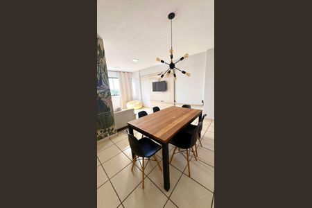 Sala de apartamento para alugar com 3 quartos, 80m² em Parque Amazonia, Goiânia