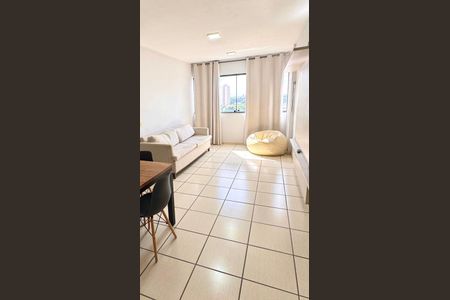 Apartamento para alugar com 80m², 3 quartos e 1 vaga Apartamento para alugar com 80m², 3 quartos e 1 vagaSala