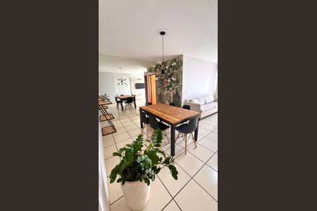 Sala de apartamento para alugar com 3 quartos, 80m² em Parque Amazonia, Goiânia