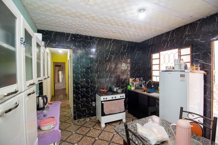 Casa para alugar com 140m², 4 quartos e 1 vaga Casa para alugar com 140m², 4 quartos e 1 vagaCozinha e Área de Serviço