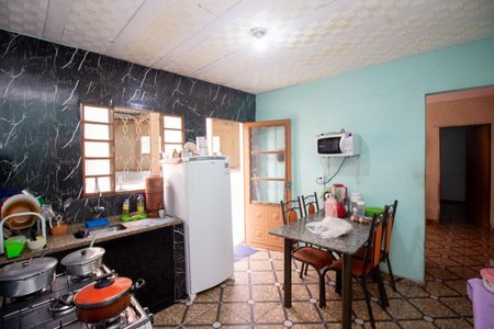 Casa para alugar com 140m², 4 quartos e 1 vaga Casa para alugar com 140m², 4 quartos e 1 vagaCozinha e Área de Serviço