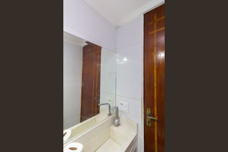 Apartamento para alugar com 48m², 2 quartos e sem vaga Apartamento para alugar com 48m², 2 quartos e sem vagaBanheiro