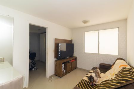 Sala de apartamento à venda com 2 quartos, 48m² em Vila Carmosina, São Paulo