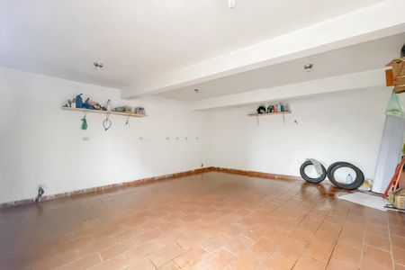 Casa para alugar com 90m², 1 quarto e 1 vaga Casa para alugar com 90m², 1 quarto e 1 vagaGaragem