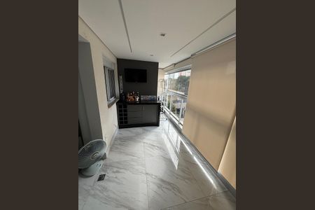 Apartamento à venda com 92m², 3 quartos e 2 vagasVaranda