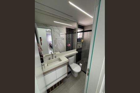Apartamento à venda com 92m², 3 quartos e 2 vagasBanheiro