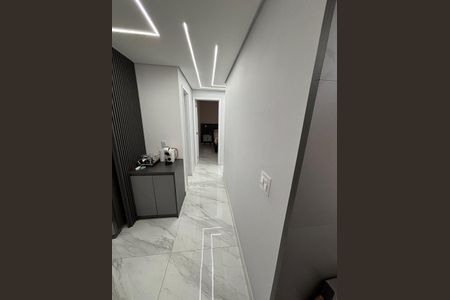 Apartamento à venda com 92m², 3 quartos e 2 vagasCorredor
